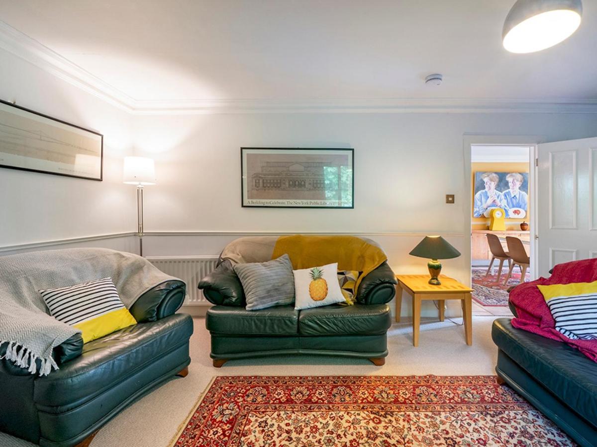 Pass The Keys Stunning 3 Bedroom Apt Leafy South Belfast With Lots Nearby Bagian luar foto