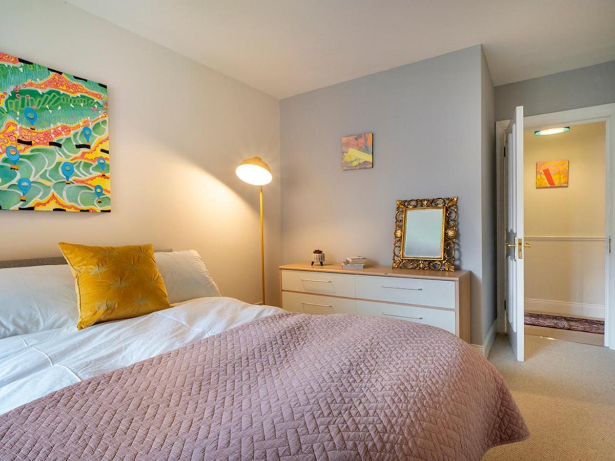 Pass The Keys Stunning 3 Bedroom Apt Leafy South Belfast With Lots Nearby Bagian luar foto